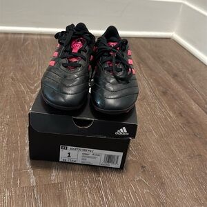 Adidas Black/Pink Soccer Cleats Size 1 Goletto V111 FG J
